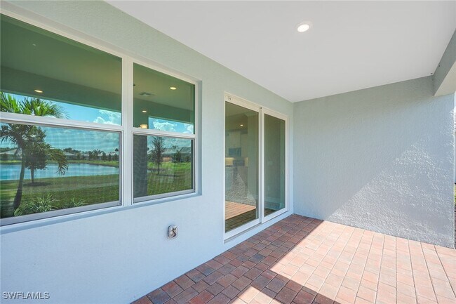 Building Photo - 502 Kamari Cv