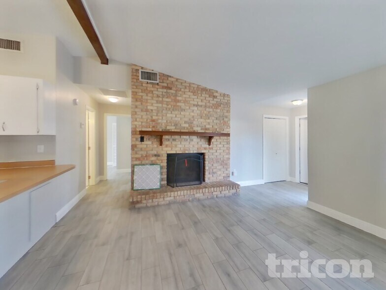 Building Photo - 317 El Dorado St