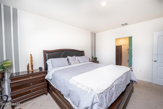 Building Photo - 1326 Middle Lk Dr