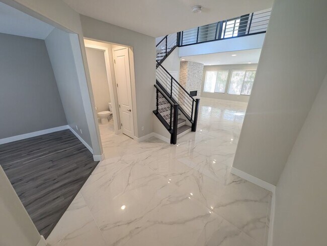 Building Photo - 3622 Portiani Dr