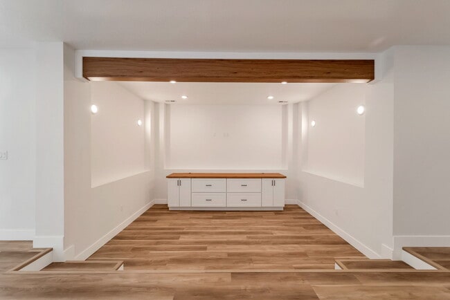 Building Photo - 14534 S Shaggy Mountain Rd