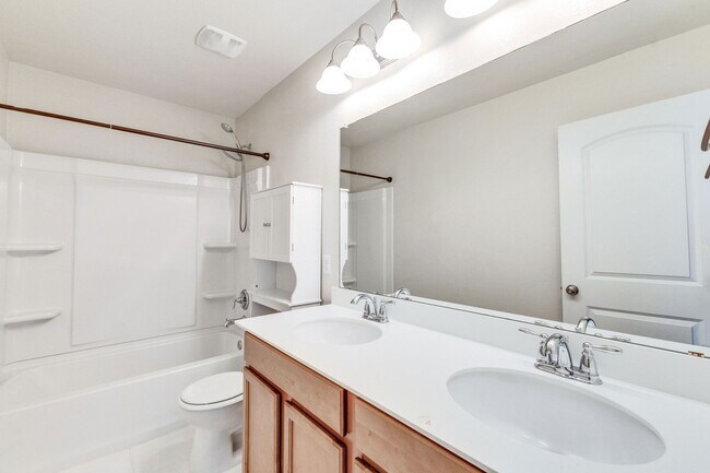 Building Photo - 217 Andele Way