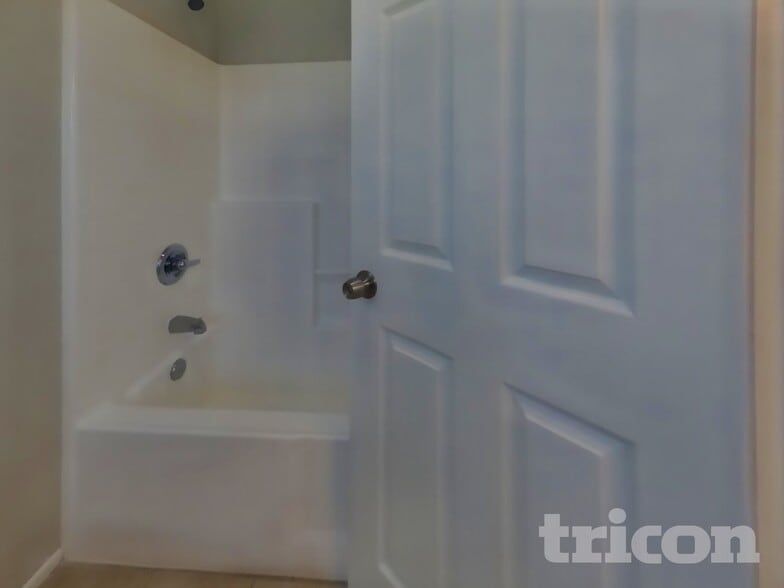 Building Photo - 13741 Starshine Dr