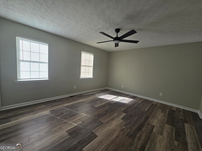 Building Photo - 938 Iron Gate Blvd