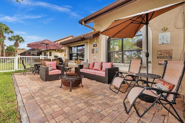 Building Photo - 8099 Cassia Dr