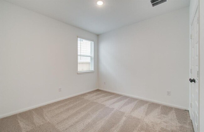 Building Photo - 7231 Yarrow Blossom Ct