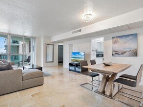Building Photo - 3801 S Ocean Dr