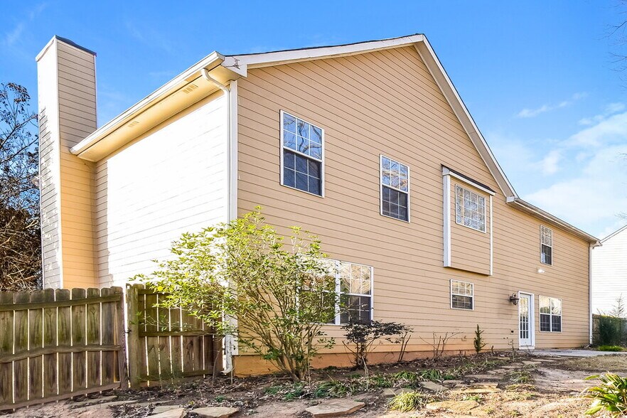 Building Photo - 208 Chesapeake Ln