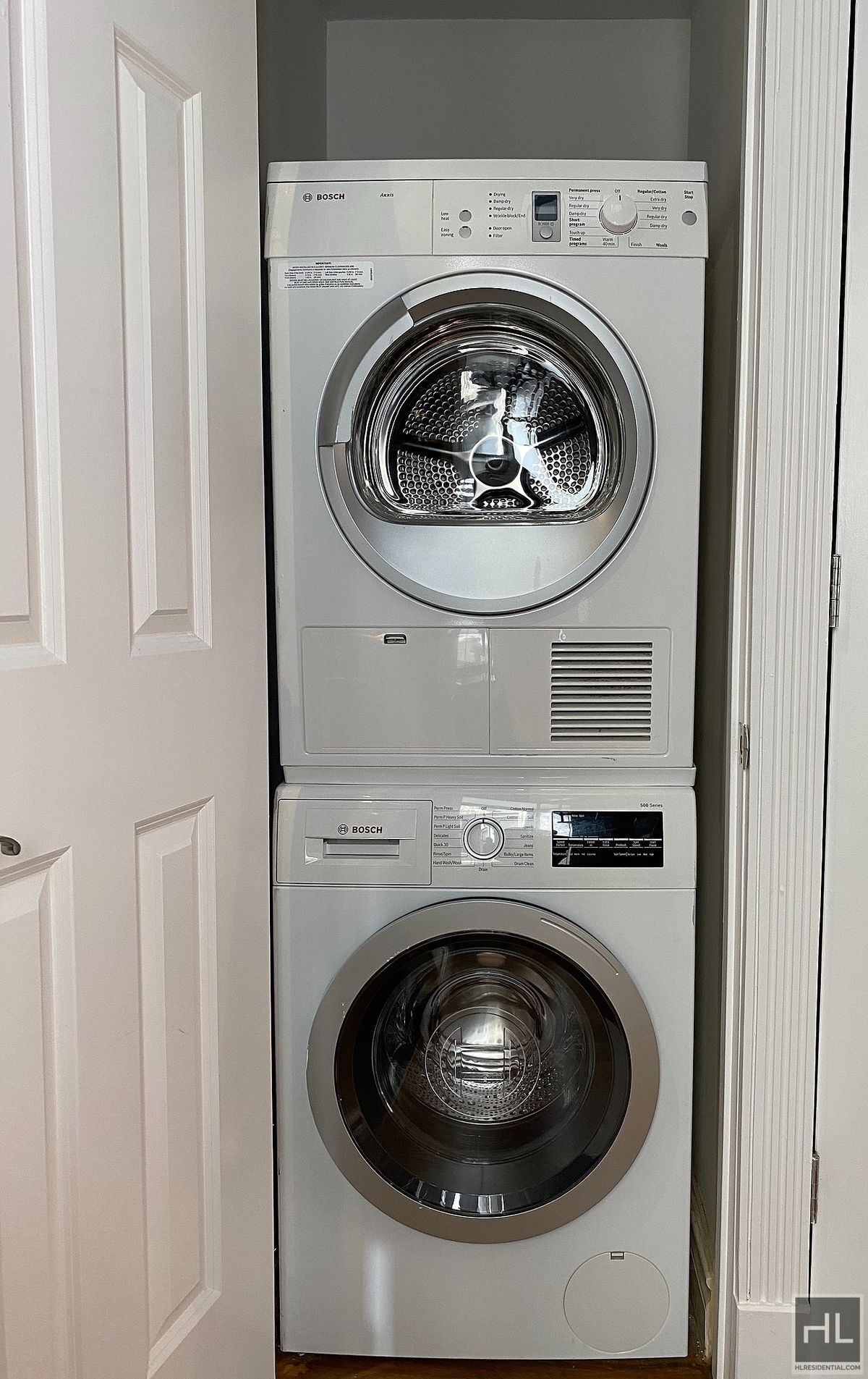 Building Photo - E 28TH ST.