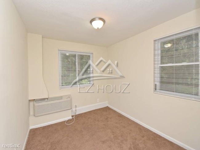 Building Photo - 2 br, 1 bath Apartment - 5109 Williston St,1