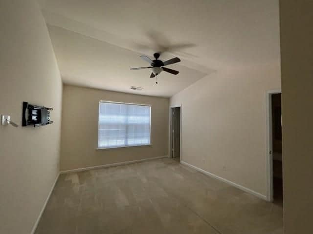 Building Photo - 708 Crestwell Cir
