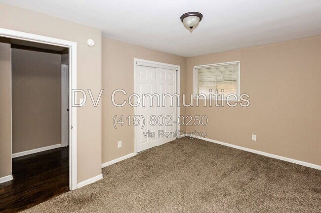 Building Photo - 16605 Kollin Ave