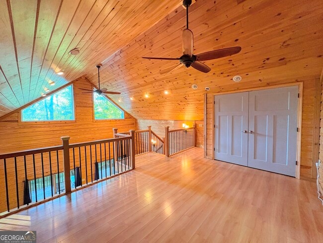 Building Photo - 4067 Fincher Dr