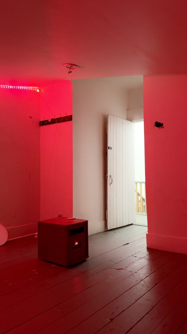 Building Photo - 78 Webster Ave