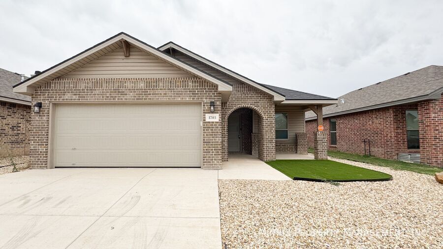 Building Photo - 1703 144th St