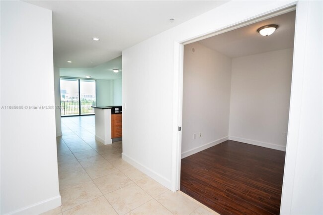 Building Photo - 1300 Ponce de Leon Blvd