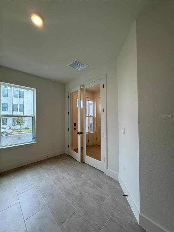 Building Photo - 15051 Groveside Rd