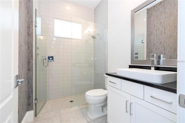 Building Photo - 13370 Alderley Dr