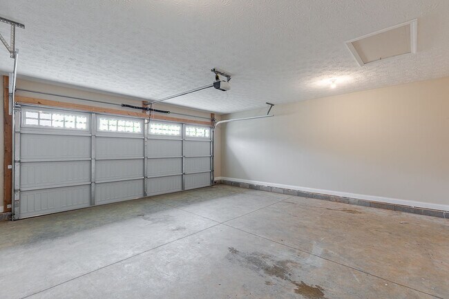 Building Photo - 307 Breckinridge Cir