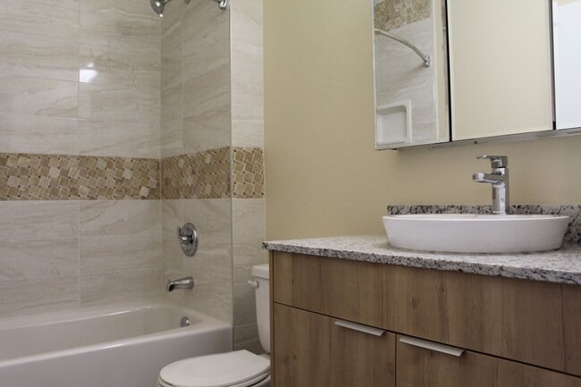 Building Photo - Bison Cove Unit A6