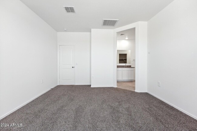 Building Photo - 38220 W Cannataro Ln