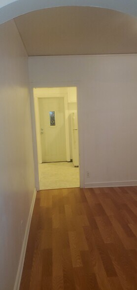 Dining Room - 6519 S Eberhart Ave