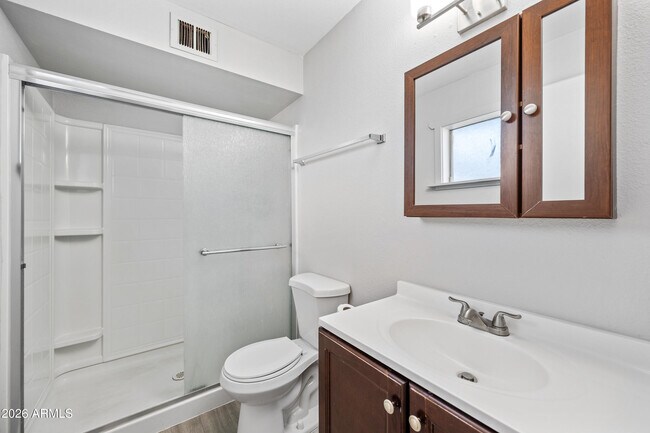 Building Photo - 3409 E Campo Bello Dr