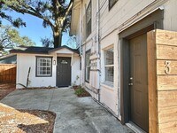 Building Photo - Flats at Riverside Park