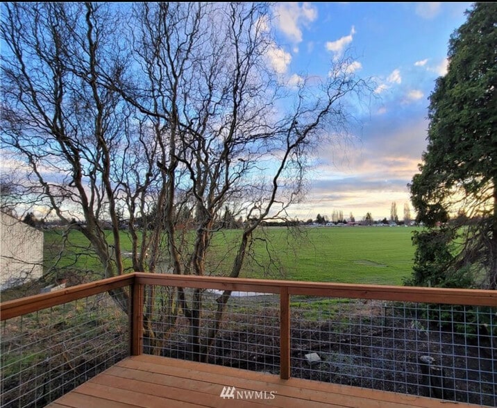 Building Photo - 17238 WA-536