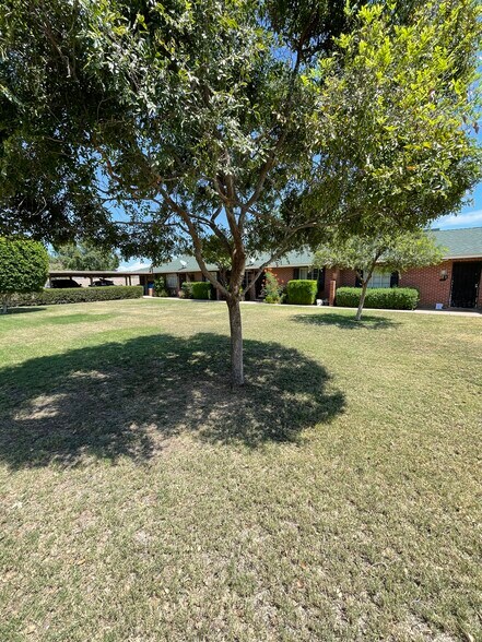 Building Photo - 1640 W Osborn Rd