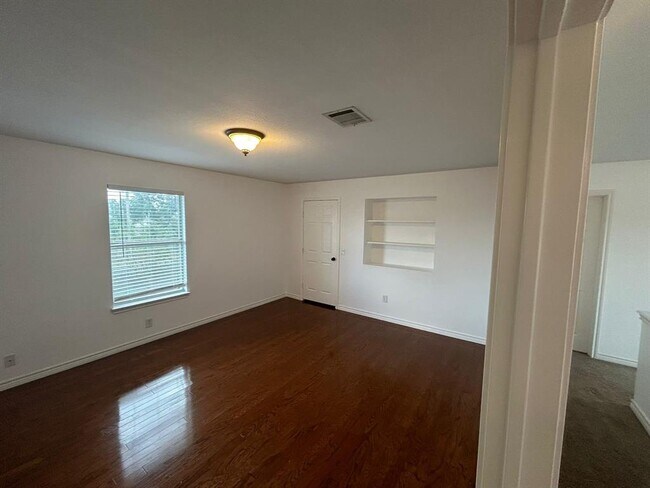 Building Photo - 16731 Marsala Springs Dr