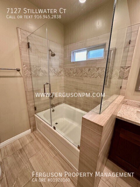 Building Photo - 7127 Stillwater Ct