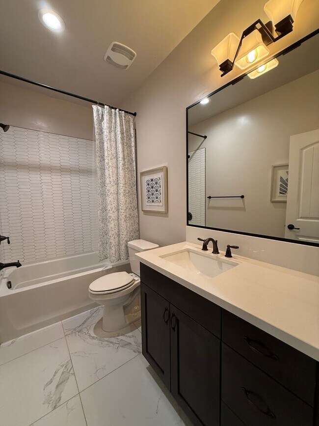 Building Photo - Newer Single Story Model Home Located In The Meadows at Rice Ranch with Three Car Garage