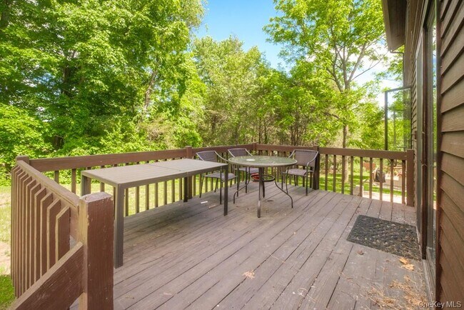 Building Photo - 64 Furnace Woods Rd