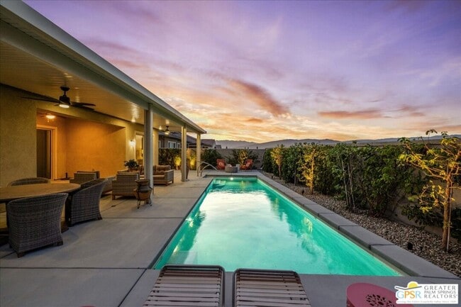 Building Photo - 70 Zinfandel