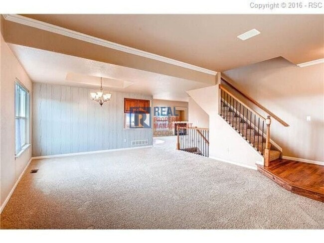 Building Photo - 8044 Lodi Ln