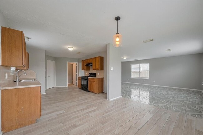 Building Photo - 9926 Myrtle Field Ln