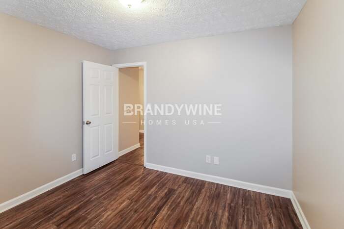 Building Photo - 846 Stonebridge Crescent