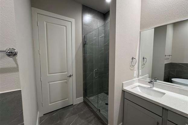 Building Photo - 1106 Olivier Ln