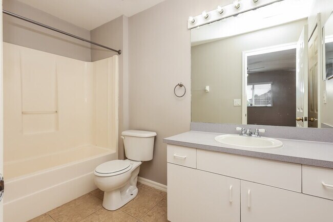 Building Photo - 1216 Belgrave St