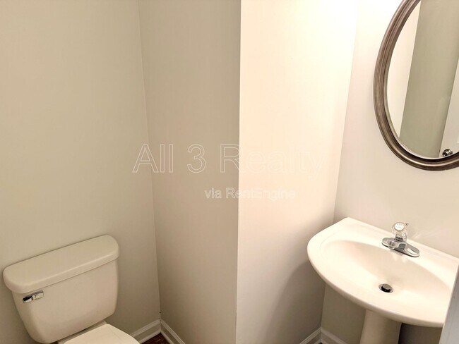 Building Photo - 150 Abenberg Ct