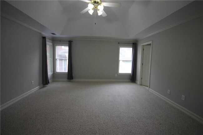 Building Photo - 1581 Oak Park Cove