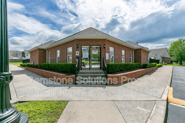 Building Photo - 1101 Downs Blvd