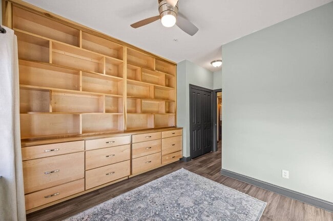 Building Photo - 123 Foxden Dr