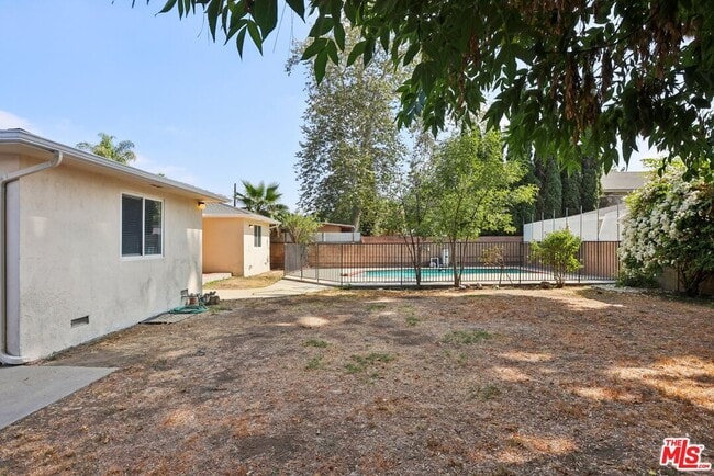 Building Photo - 6727 Orion Ave