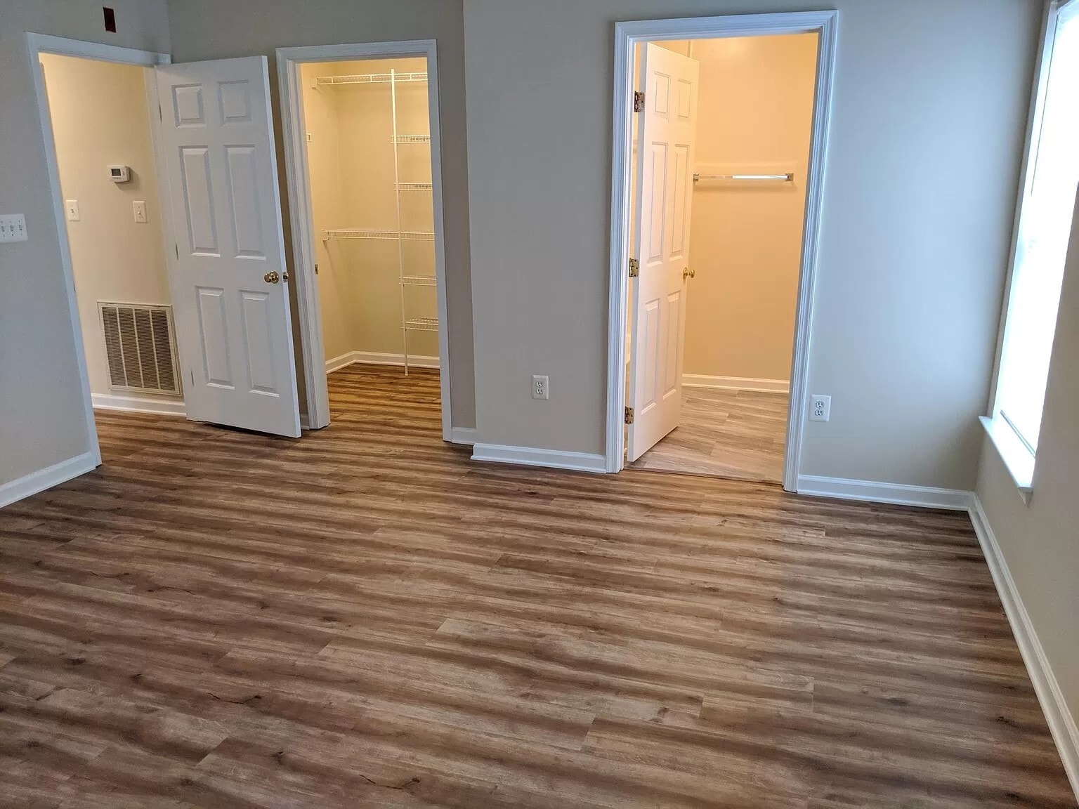 Building Photo - 25910 Ridge Manor Dr