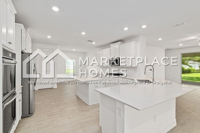 Building Photo - 1355 SE 43rd Rd