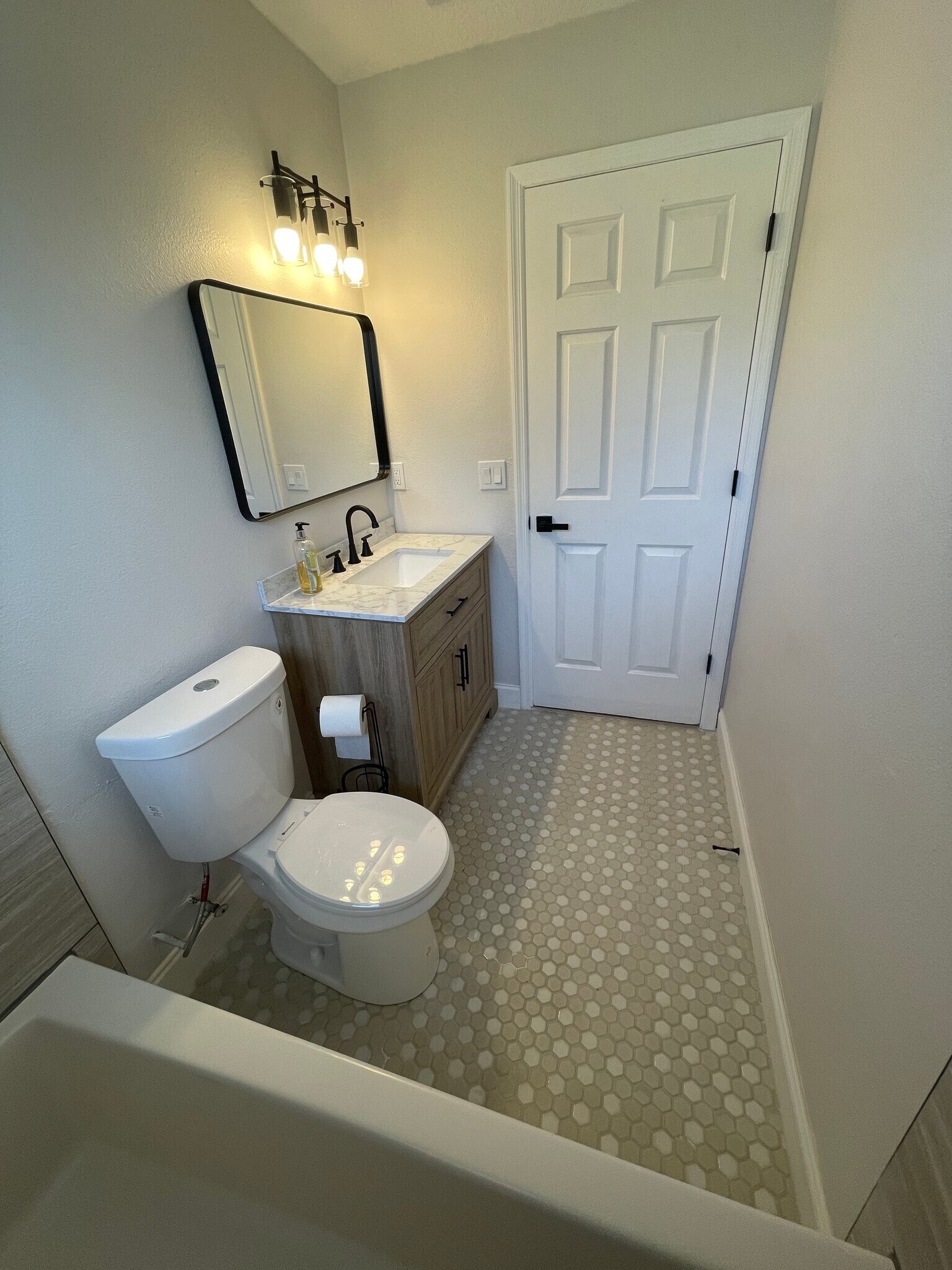 Building Photo - 23811 Sunset View