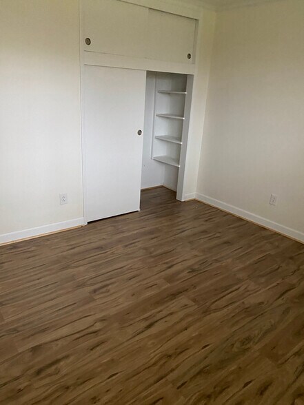 Building Photo - 14913 Ritchie Rd