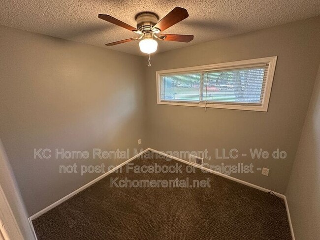 Building Photo - 11407 Delmar St